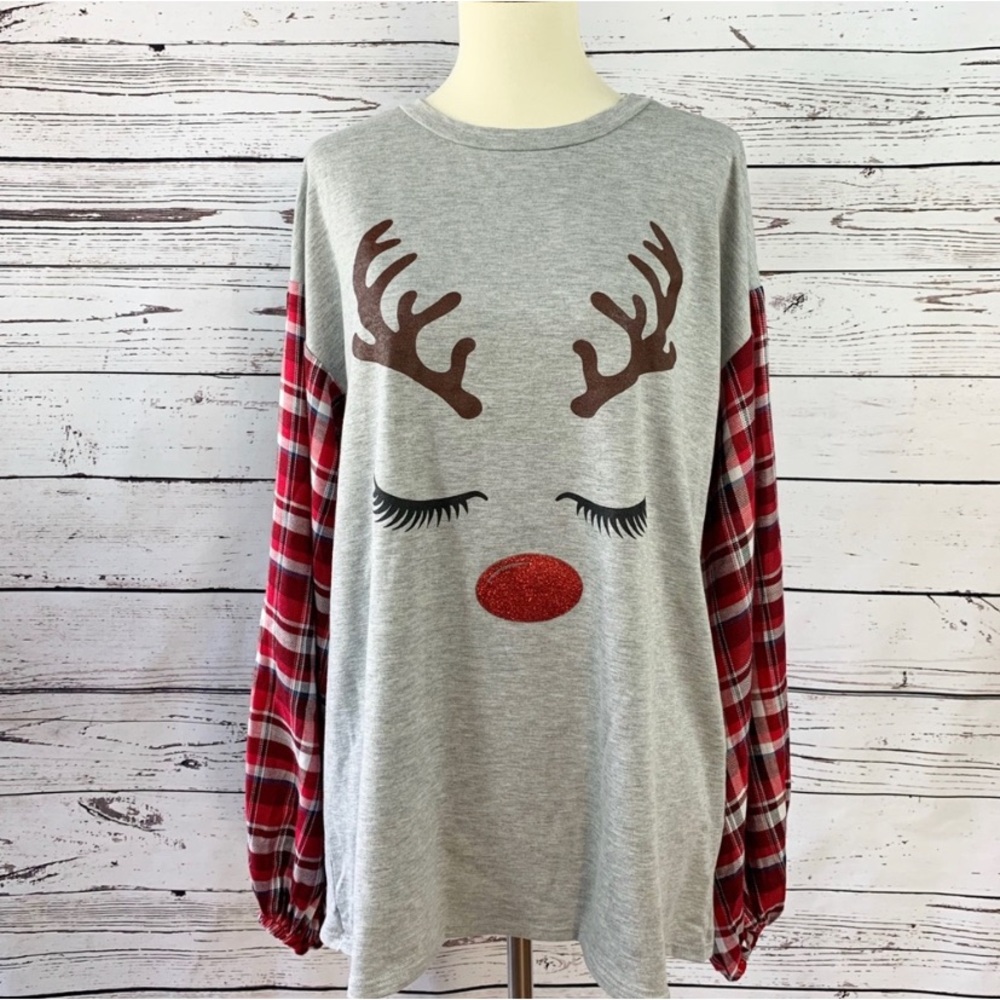 Boutique Red Nose Reindeer Plaid Long Sleeve Top Size Medium
